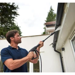 Bosch UniversalAquatak 135 Corded Pressure Washer 1.9kW UniversalAquatak 135 -Garden & Outdoors bosch universalaquatak 135 corded pressure washer 1 9kw universalaquatak 1353165140883825 01i bq