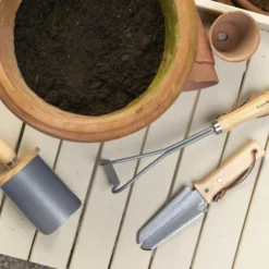 Burgon & Ball Container Weeding Knife -Garden & Outdoors burgon ball container weeding knife5019360014874 01i bq