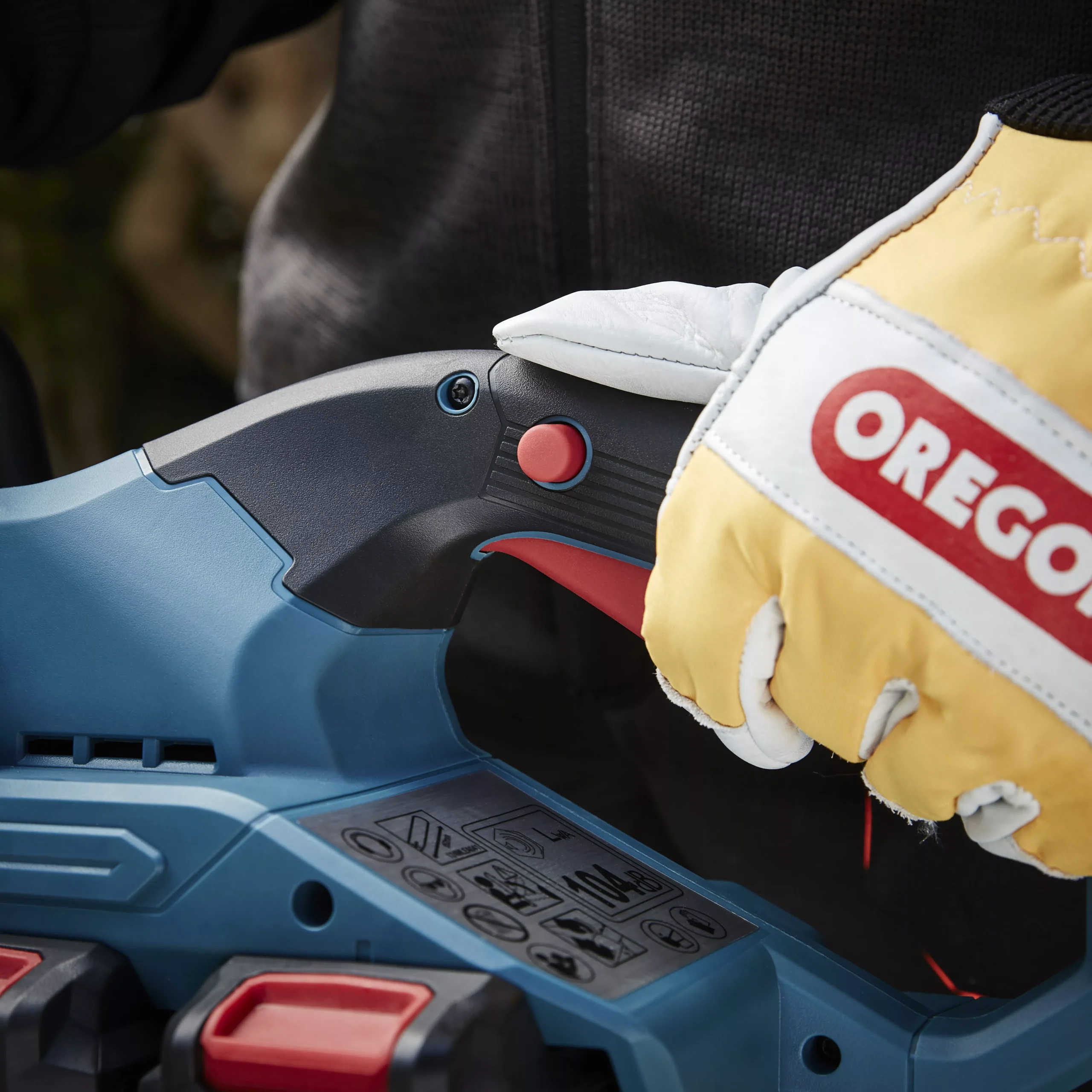 Erbauer ECSG18-Li 18V Cordless 300mm Chainsaw 11 Erbauer ECSG18-Li 18V Cordless 300mm Chainsaw - Image 9