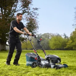 Erbauer ELMP170SP51 167cc Petrol Rotary Lawnmower -Garden & Outdoors erbauer elmp170sp51 167cc petrol rotary lawnmower5059340124438 01i
