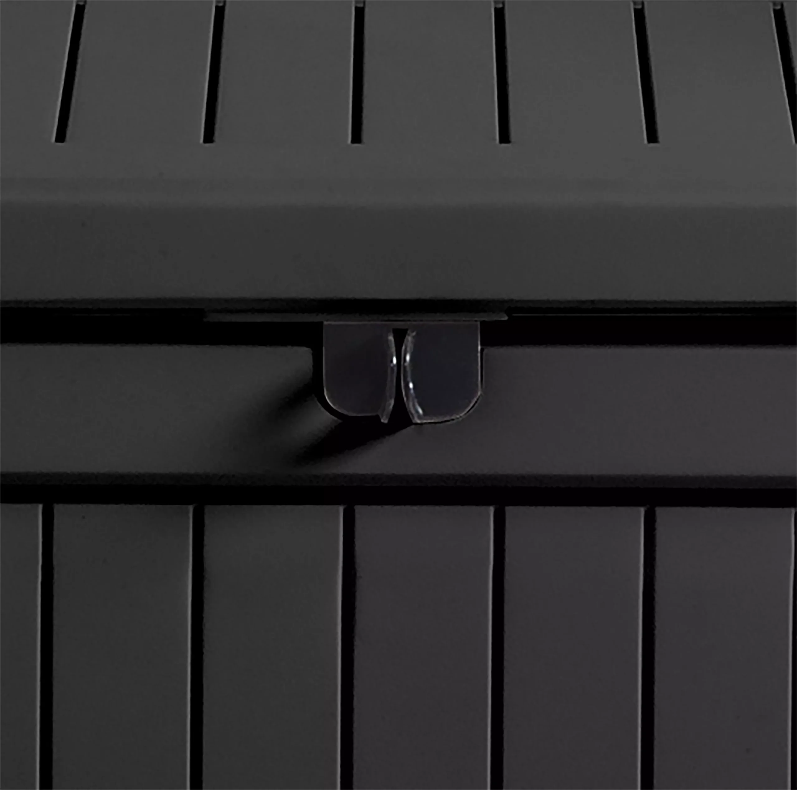 Keter Patio Wood Effect Garden Storage Bench Box - Partial Assembly Required 227L 10 Keter Patio Wood Effect Garden Storage Bench Box - Partial Assembly Required 227L - Image 8