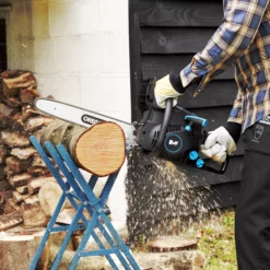 Mac Allister MCSWP40-2 400mm Petrol Chainsaw -Garden & Outdoors mac allister mcswp40 2 400mm petrol chainsaw5059340255873 02i