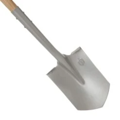 Magnusson Wooden Pointed Digging Spade -Garden & Outdoors magnusson wooden pointed digging spade5059340086675 36c