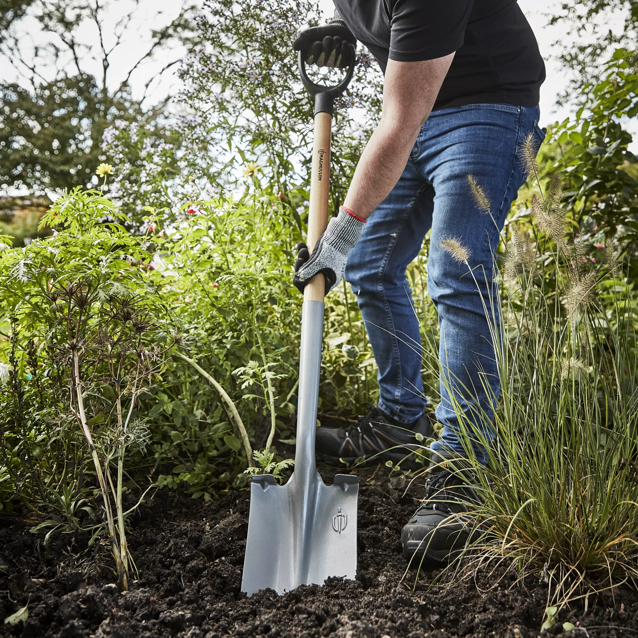 Magnusson Wooden Square Digging Spade 7 Magnusson Wooden Square Digging Spade - Image 5