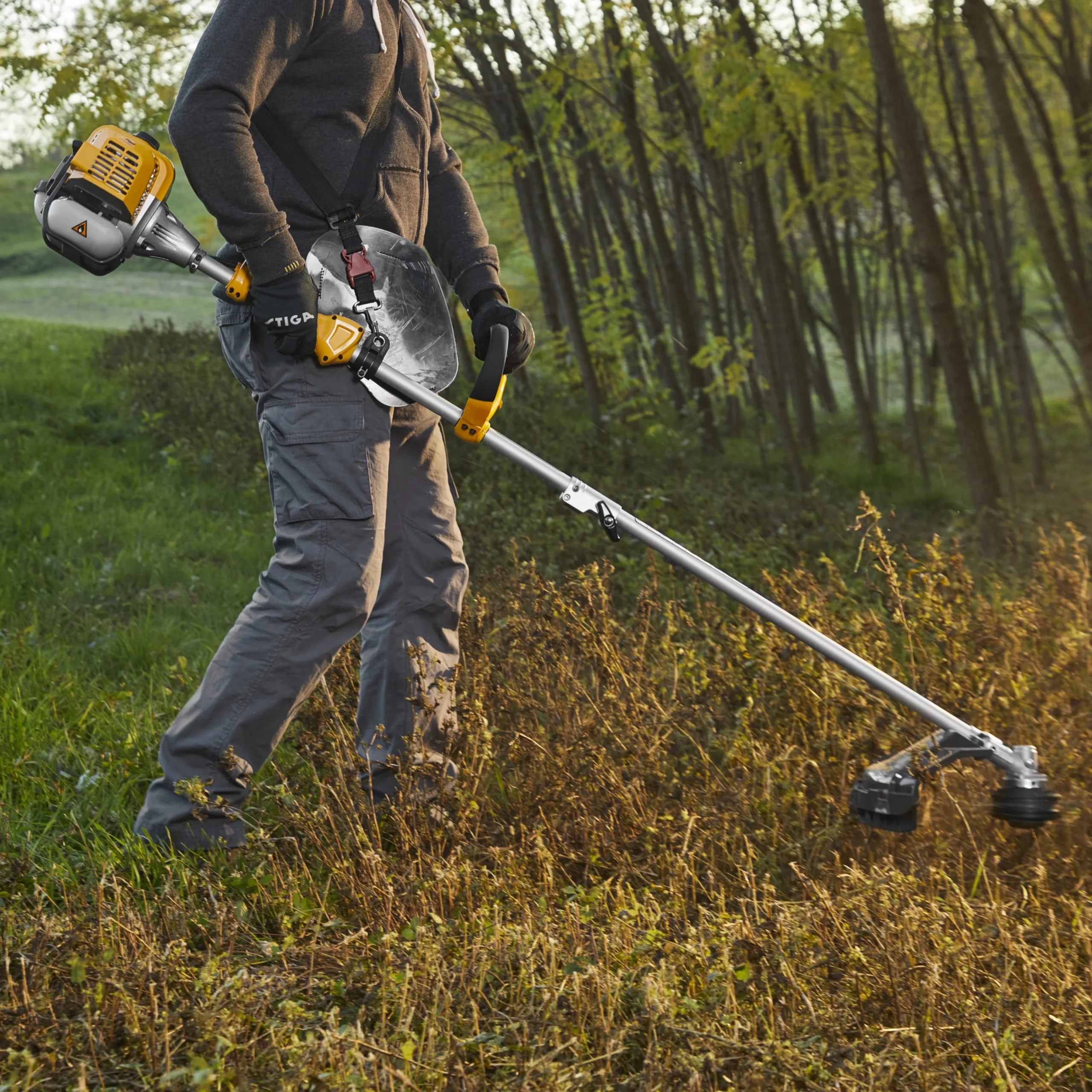 Stiga 430mm Petrol BC 330 A / 287120102/ST2 Brushcutter 8 Stiga 430mm Petrol BC 330 A / 287120102/ST2 Brushcutter - Image 6